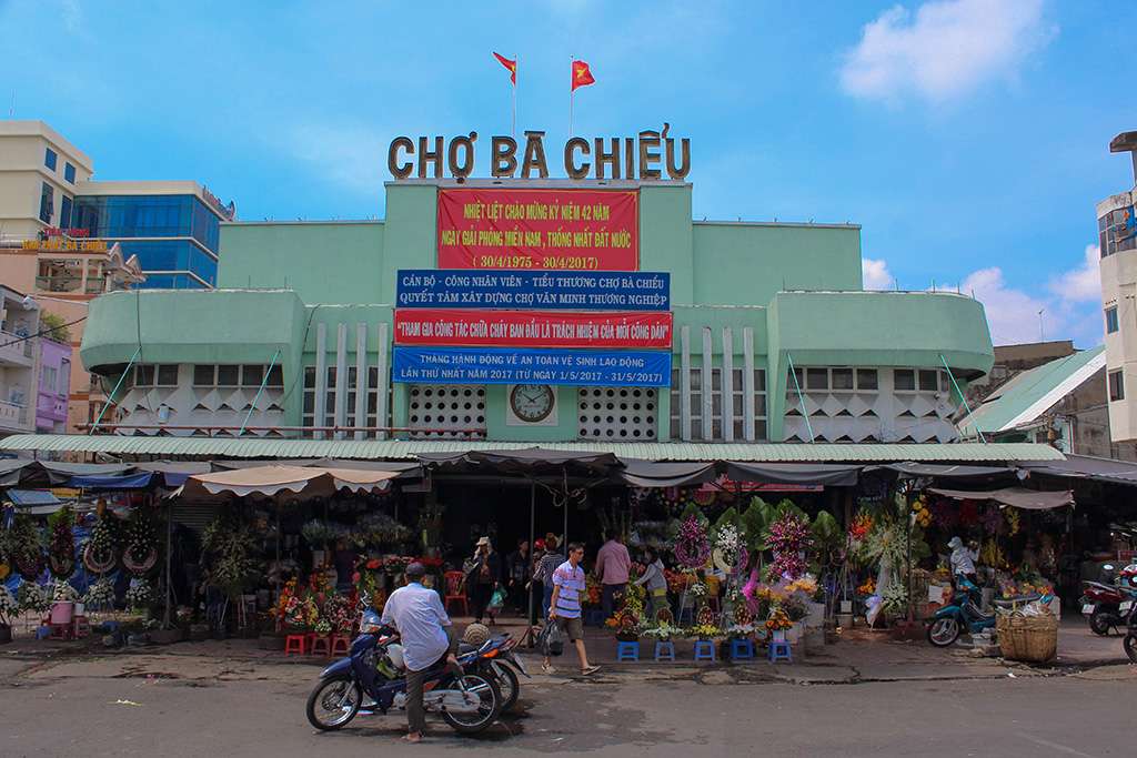 Thue can ho quan Binh Thanh - Vinhomes Central Park