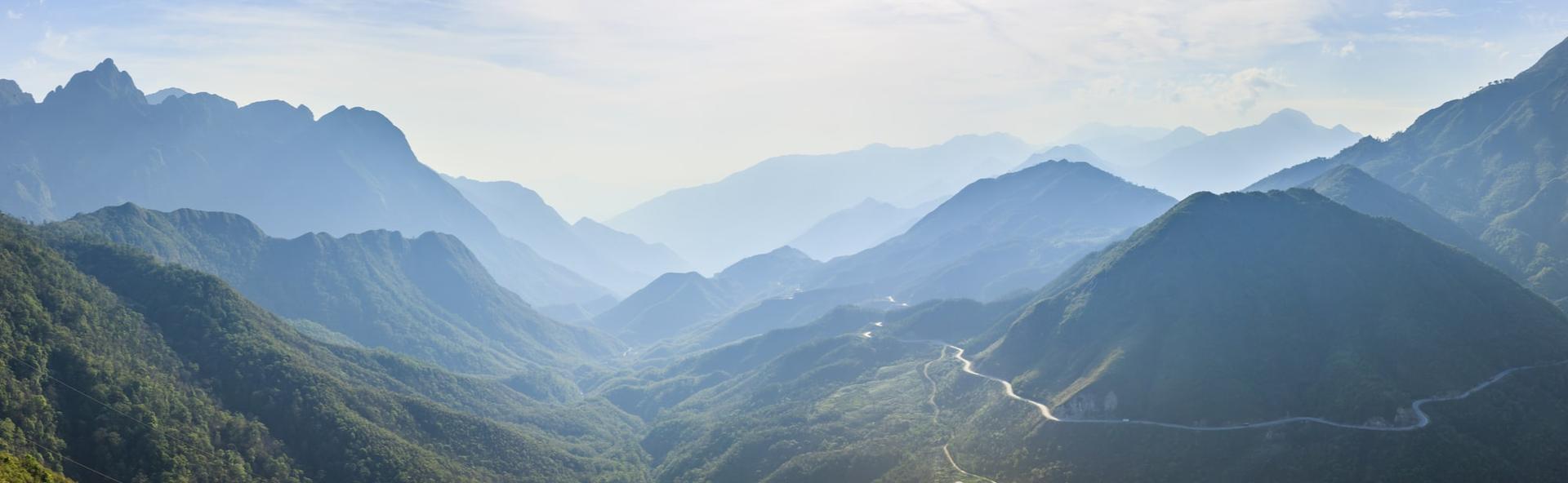 Lai Châu đẹp đến mức nào? Mời bạn xem hình ảnh thú vị liên quan đến Lai Châu để khám phá vẻ đẹp của núi rừng Tây Bắc Việt Nam.