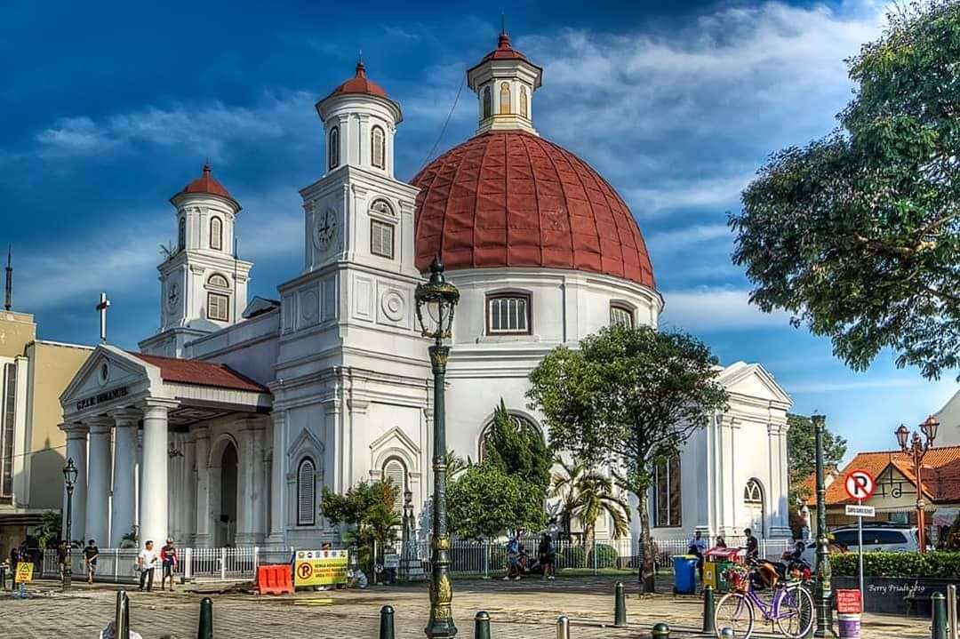 nhà thờ Gereja Blenduk