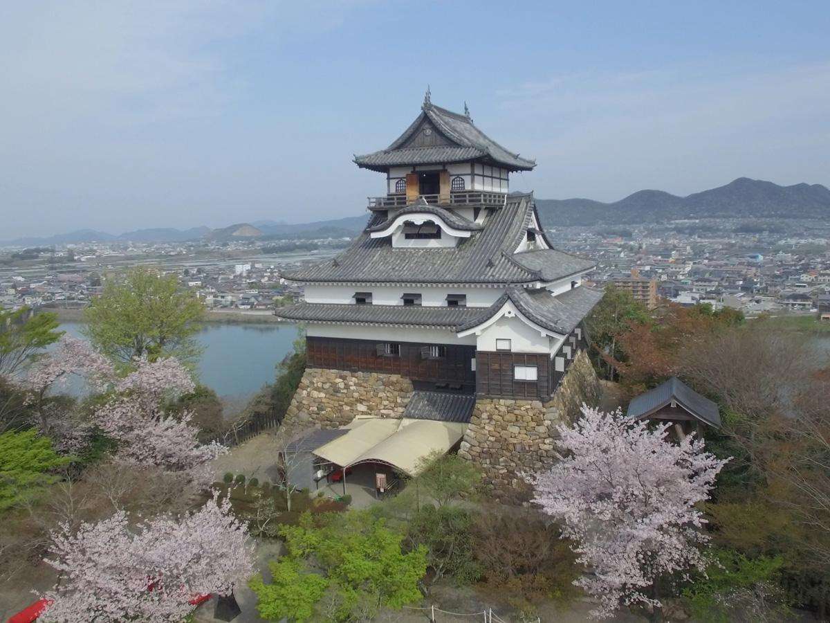 lâu đài cổ Inuyama