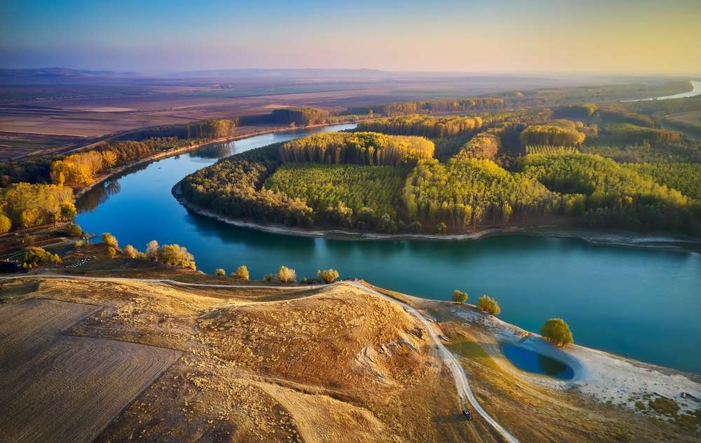 Vé máy bay đi romania