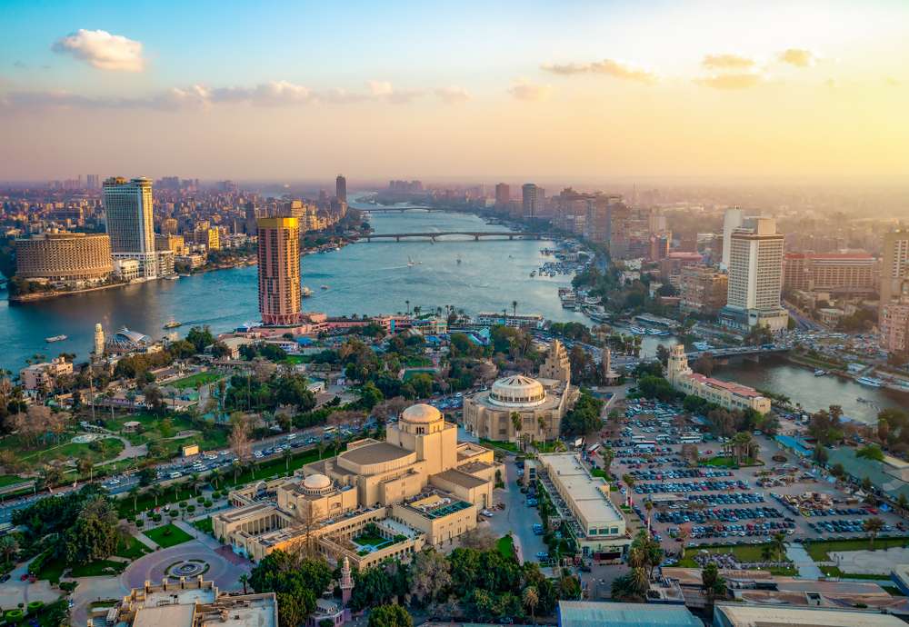 hoàng hôn ở thành phố cairo