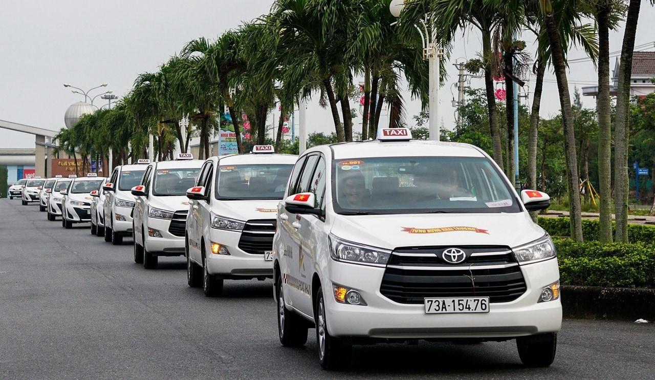 Taxi tại sân bay Đồng Hới