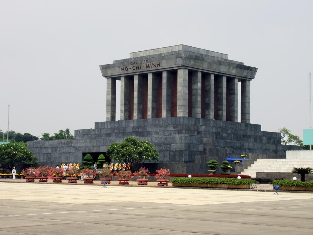 Lăng Chủ tịch Hồ Chí Minh