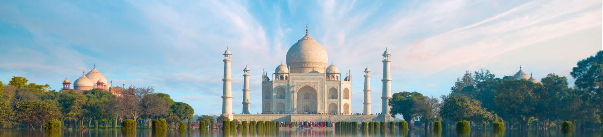 Pesan tiket pesawat ke India dengan mudah menggunakan Traveloka.