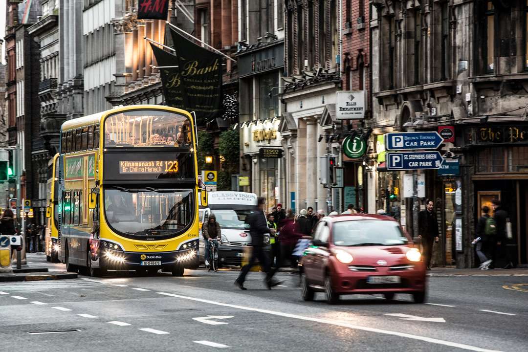 Di chuyển bằng Aircoach ở Dublin