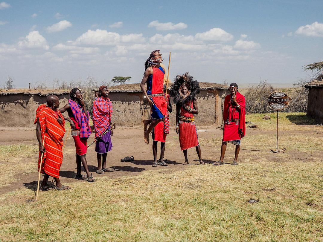 Điệu nhảy của dân làng Masai Village