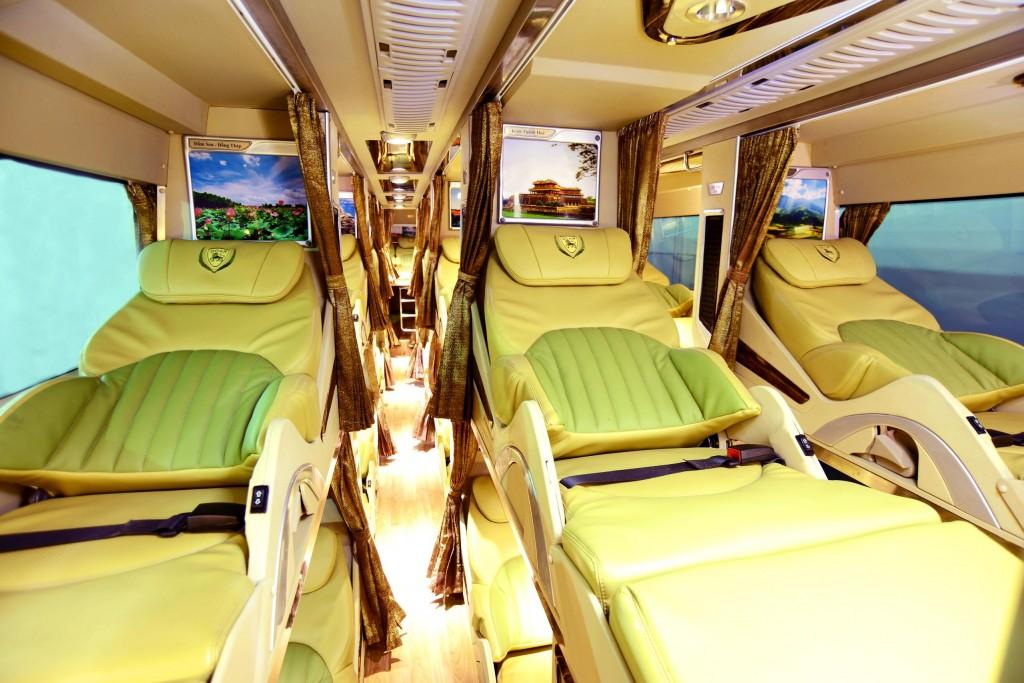 xe long van limousine 2