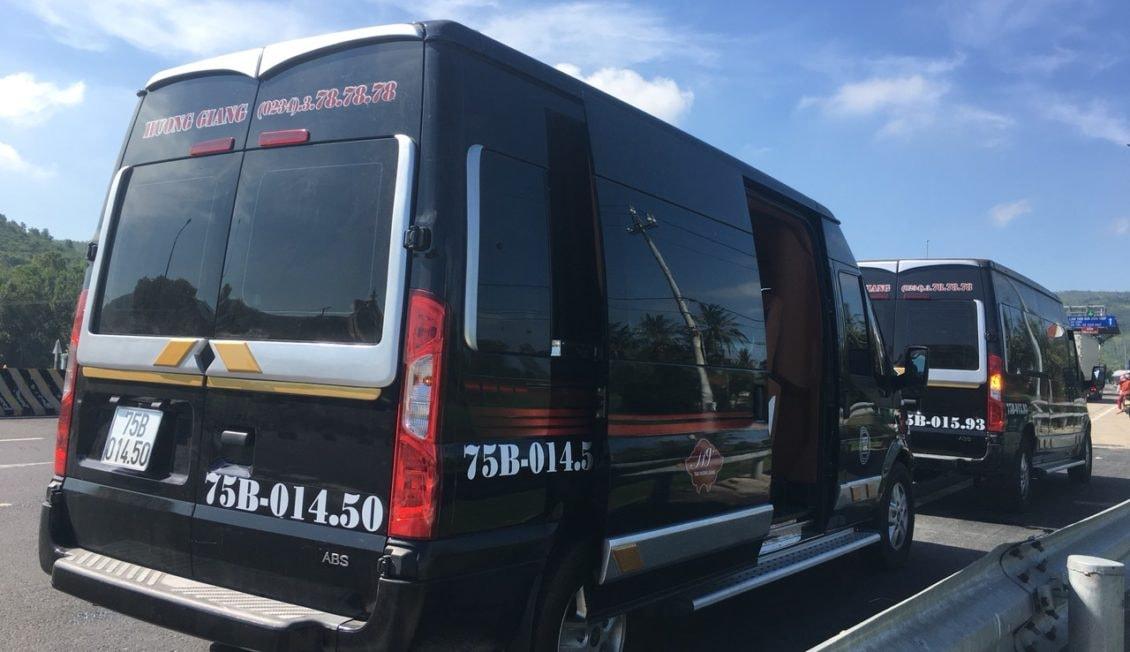 xe huong giang limousine