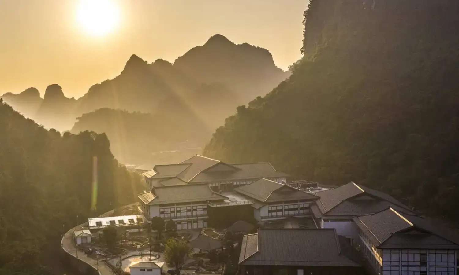 onsen quang hanh