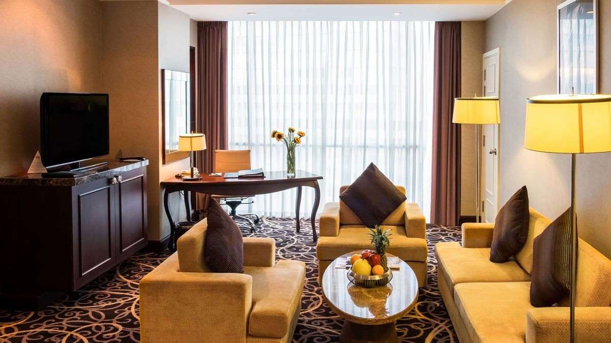 Club Executive Suite tại Eastin Grand Hotel Saigon