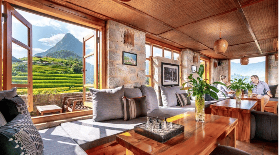 Inn Bar tại Topas Ecolodge