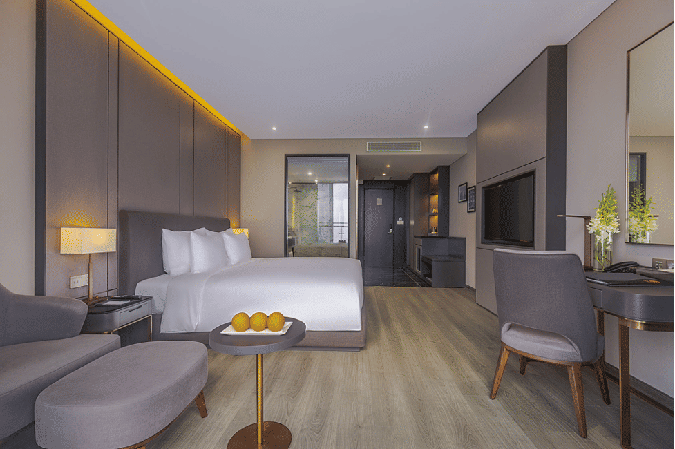 Hạng phòng Deluxe Double  tại Le Sands Oceanfront Danang Hotel
