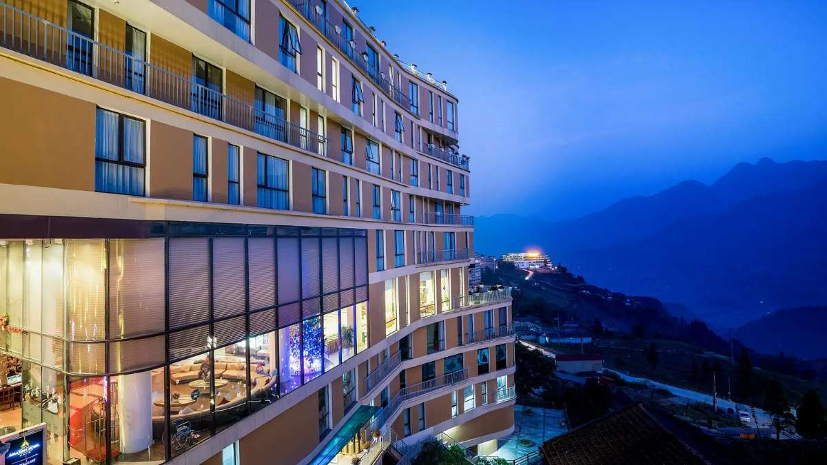 Hình ảnh Amazing Hotel Sapa nhìn từ bên ngoài