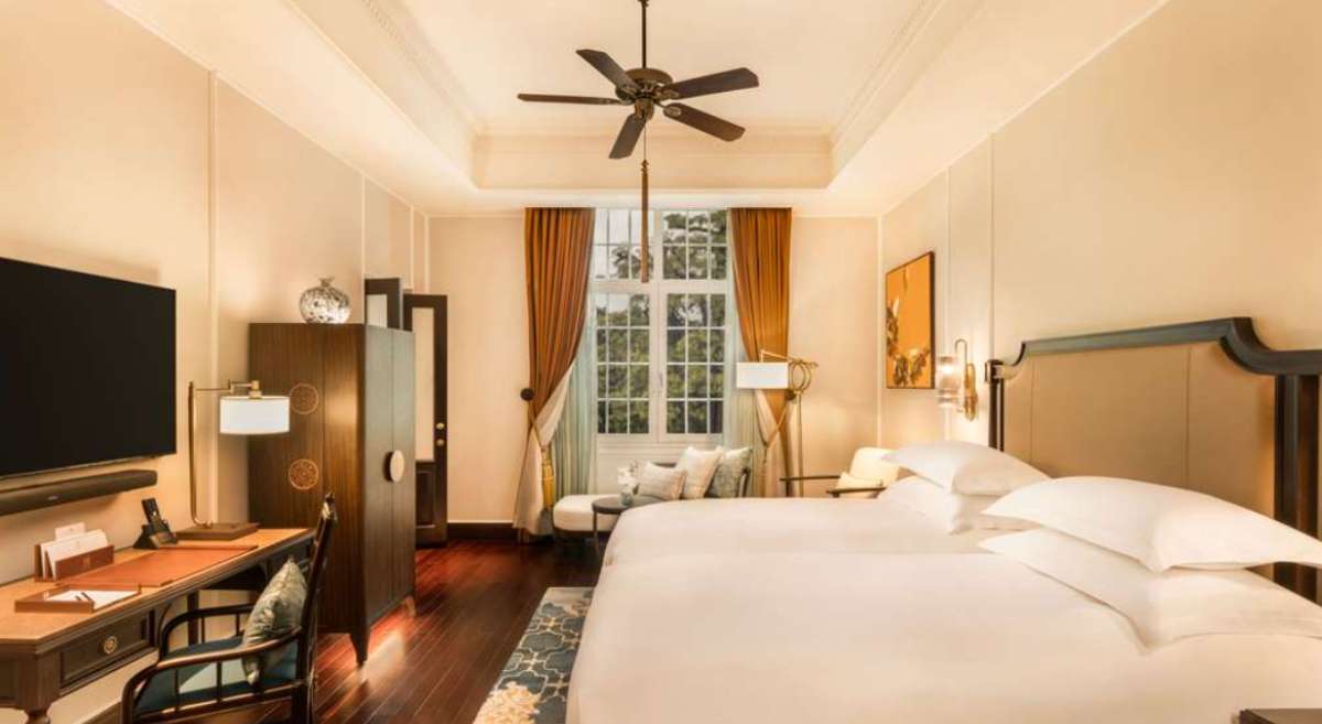 Heritage Wing Grand Luxury With Metropole Privileges And Benefits Twin Beds tại Sofitel Legend Metropole Hanoi
