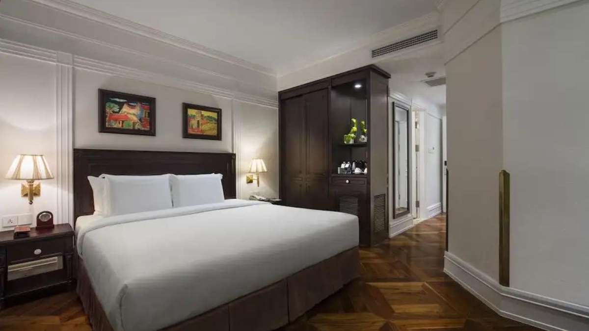Executive Double Or Twin Lake View tại Silk Path Boutique Hanoi