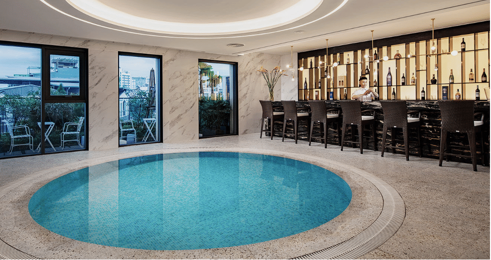 Pool Bar tại The Five Residences Hanoi