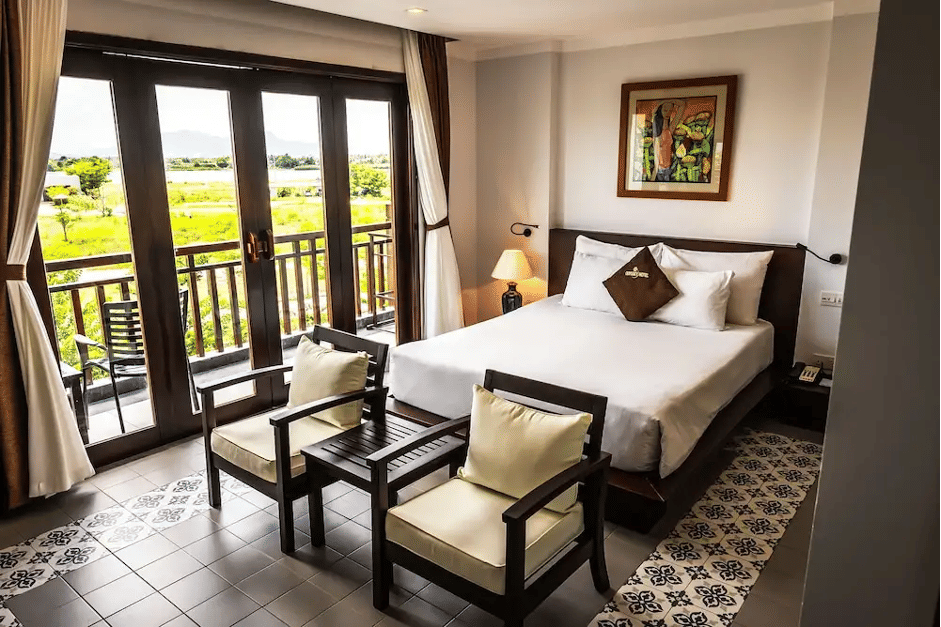 Hoi An Odyssey Hotel phòng Deluxe Double Or Twin Balcony River View