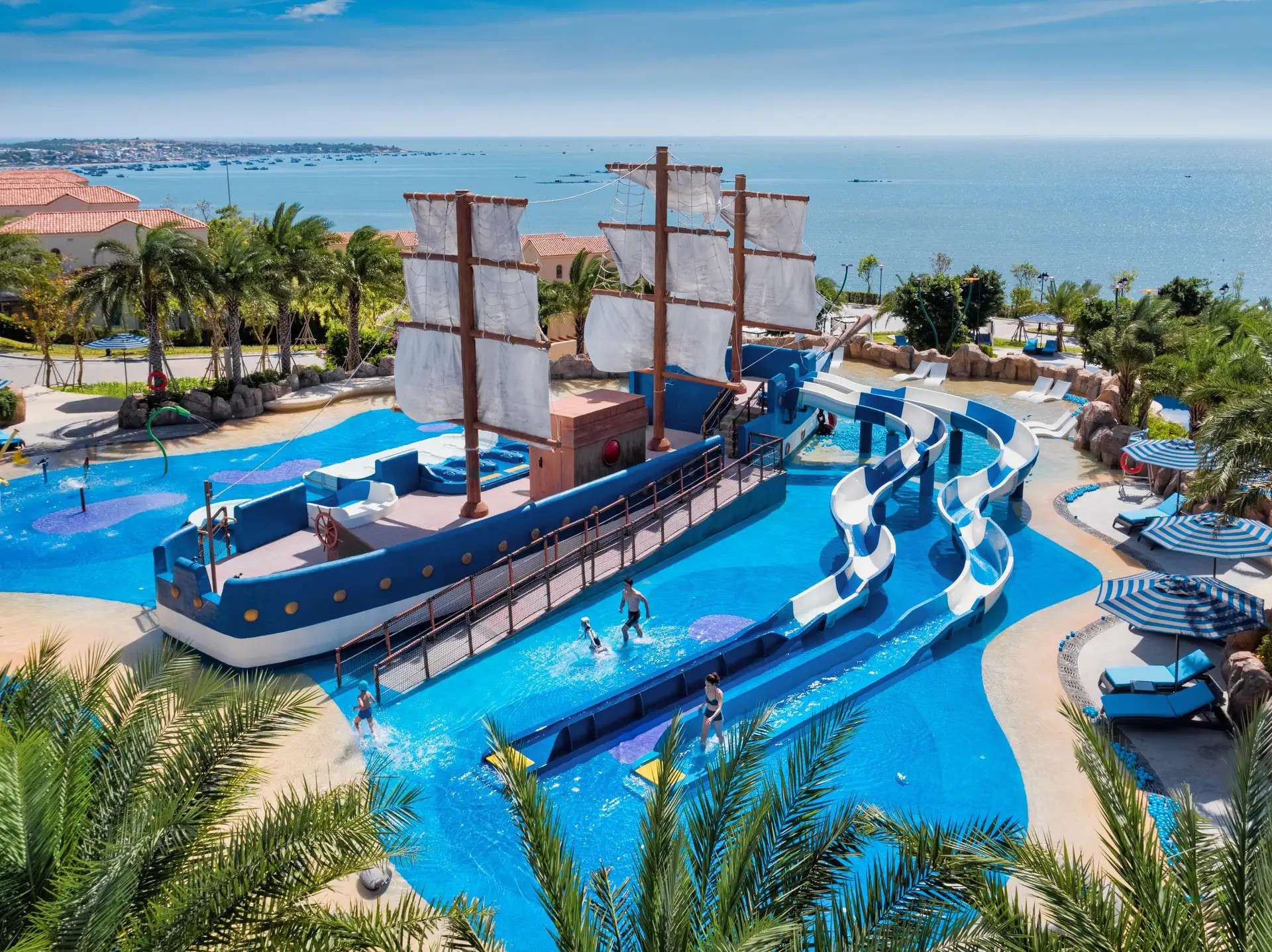 Centara Mirage Resort Mui Ne – Resort Mũi Né