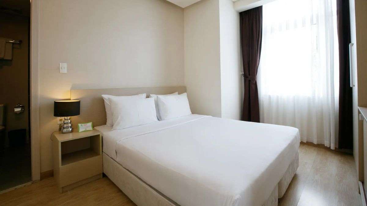 Không gian Two Bedroom Executive tại EMM Hotel Saigon