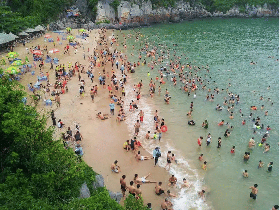 Bãi biển Cát Cò