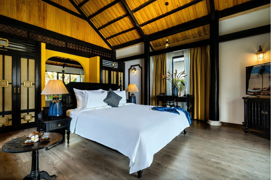 Bliss Hoi An Beach Resort & Wellness phòng One - Bedroom Indochine Villa Twin Bed