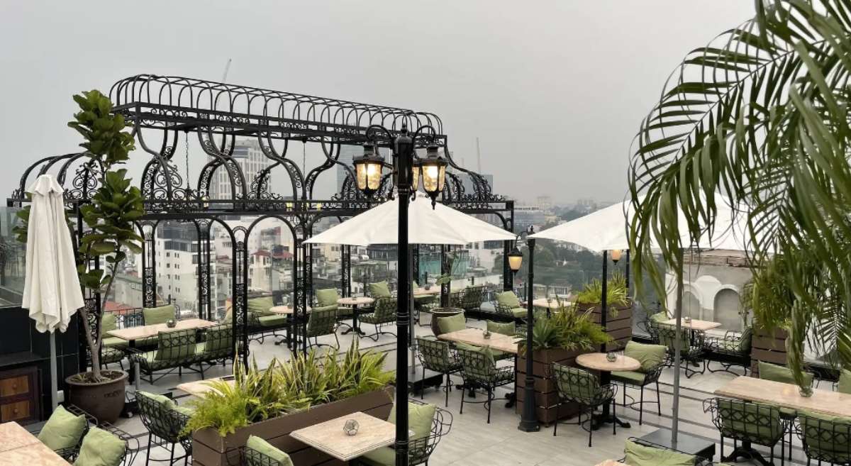 SkyLine Lounge tại Hanoi Tirant Hotel
