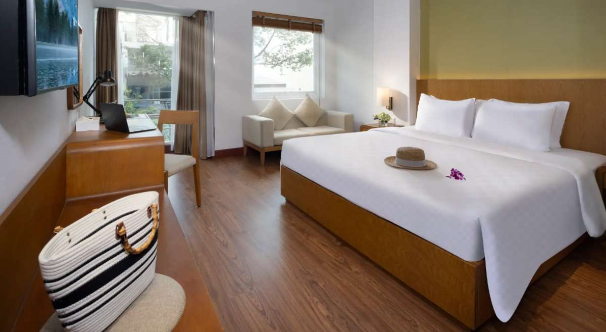 Club Mini Bar City View tại Harmony Saigon Hotel & Spa