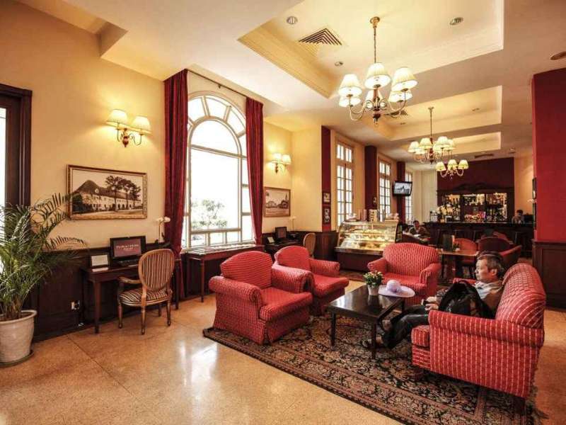Không gian sảnh chờ của Du Parc Hotel Dalat