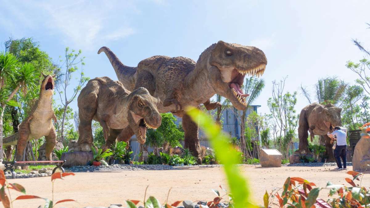 Đại chiến khủng long tại Khu Săn mồi của Dino Park Phan Thiết