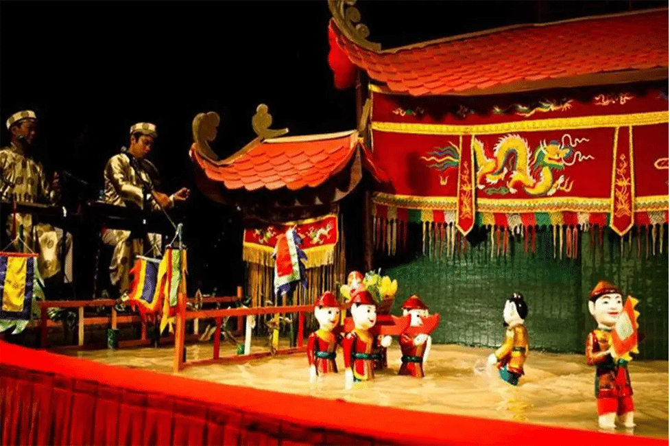 Xem show múa rối tại nhà hát Thăng Long
