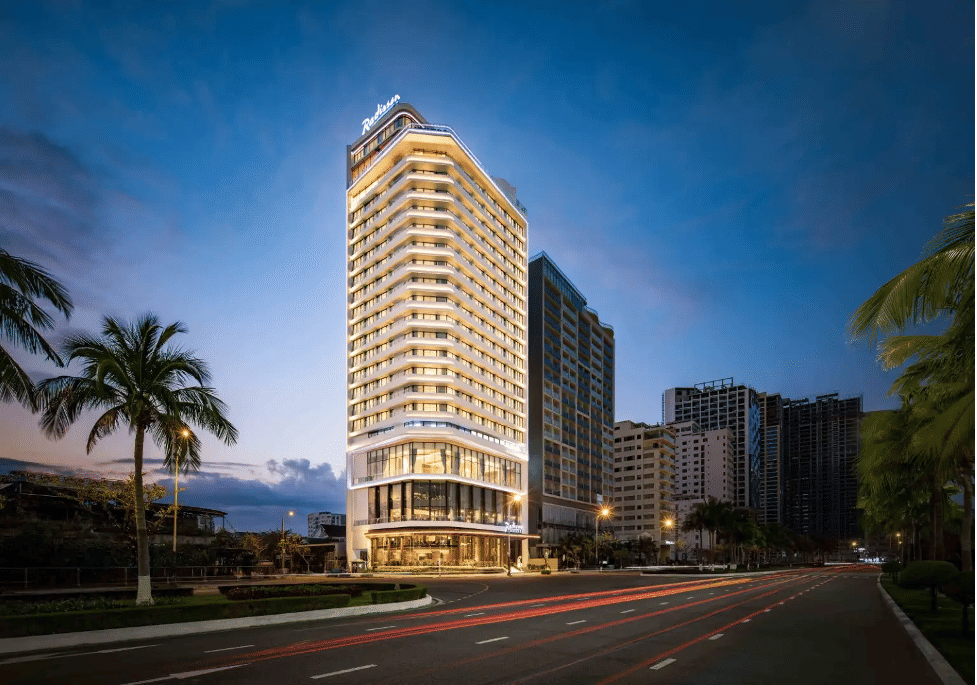 Hình ảnh Radisson Hotel Danang nhìn từ bên ngoài