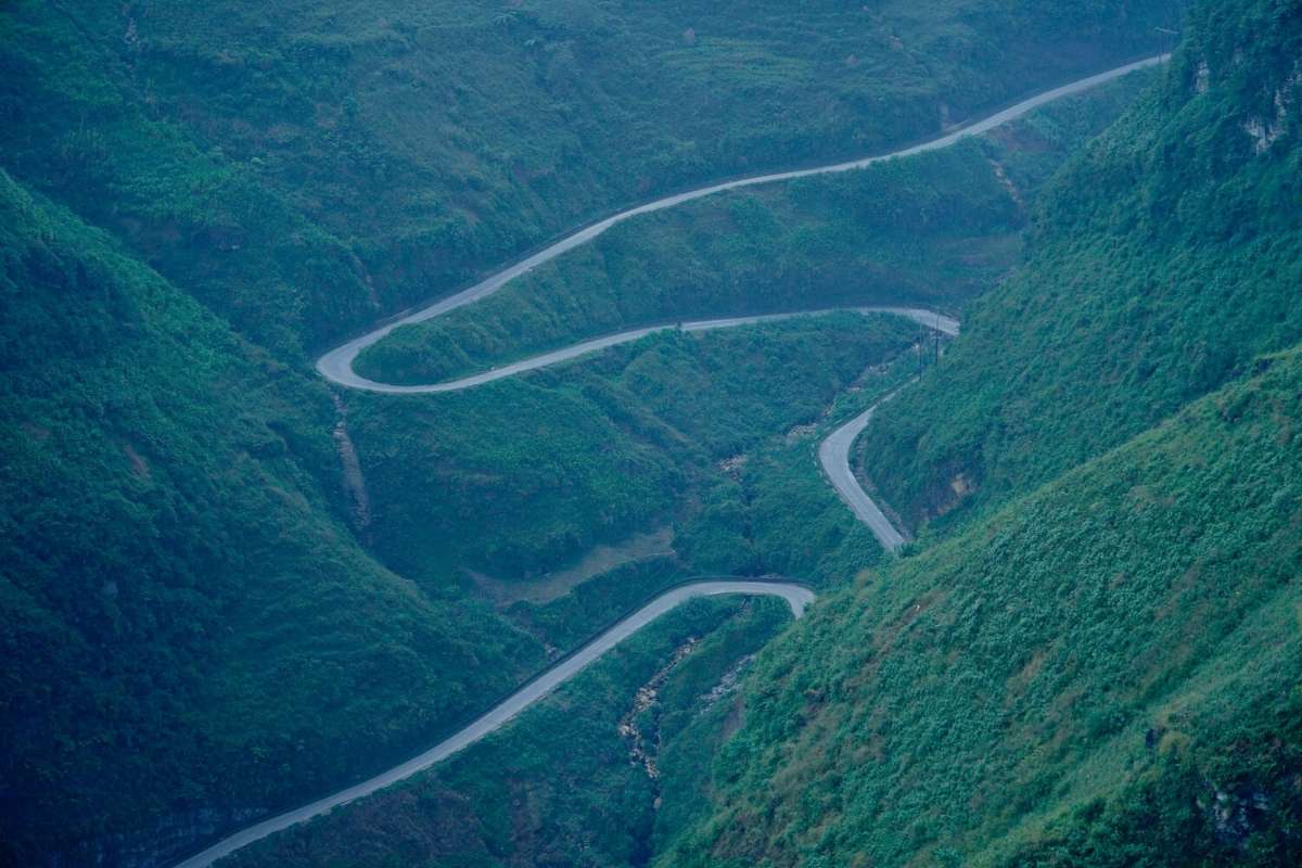 Tuyến đường thuộc quốc lộ 4C hướng lên Yên Minh, Hà Giang