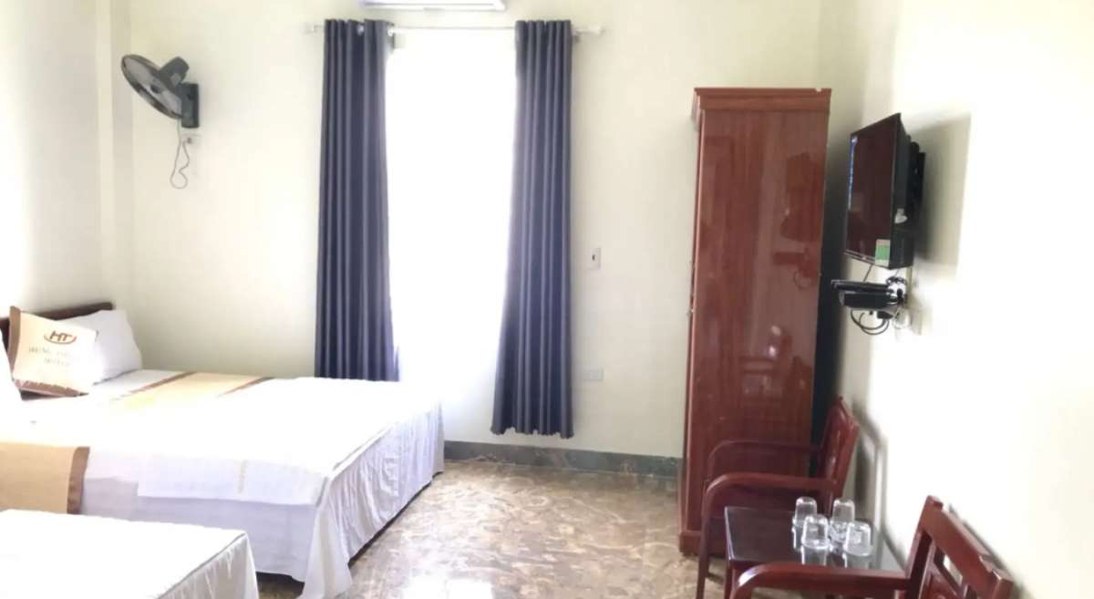 Hung Thinh Hotel - khách sạn ở Sơn Tây