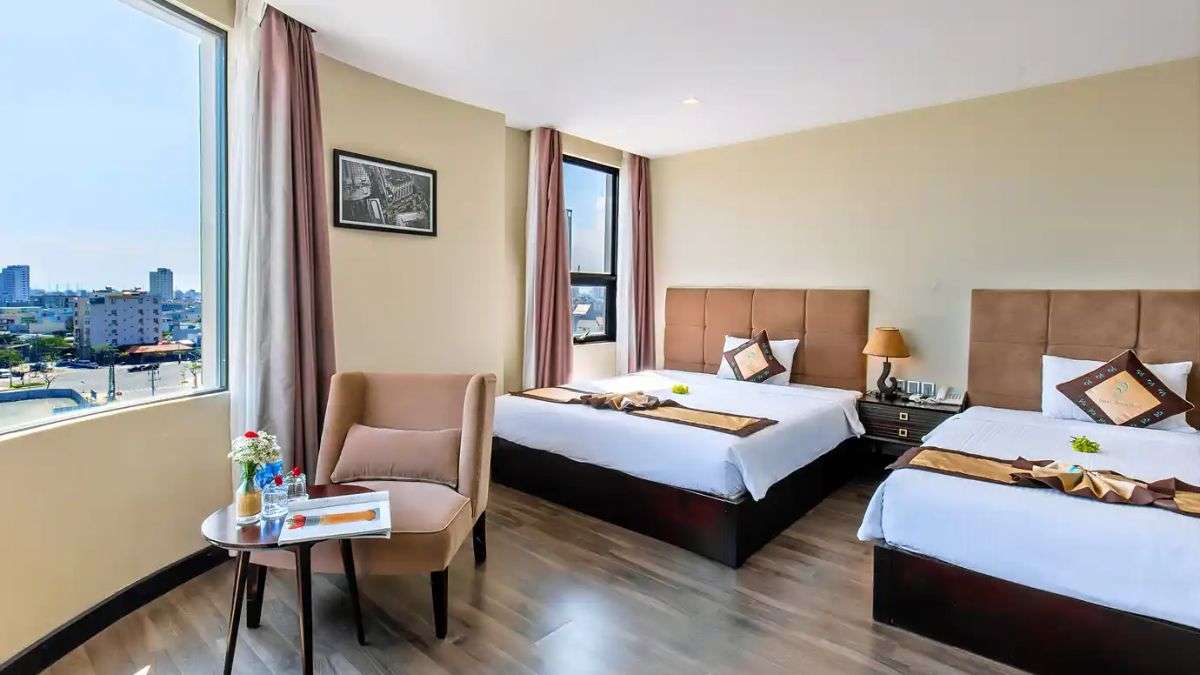 Không gian phòng Suite Twin Sea View tại Ocean Haven Hotel