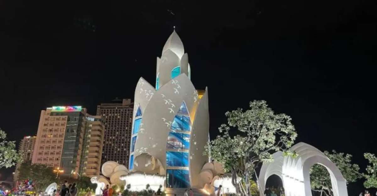Tháp Trầm Hương