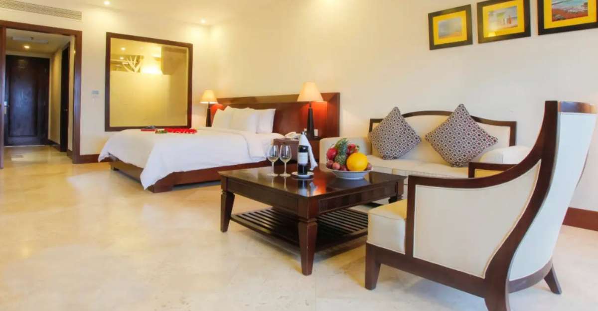 Phòng Grand Double Ocean View với không gian rộng rãi, thoáng mát tại Olalani Resort & Condotel