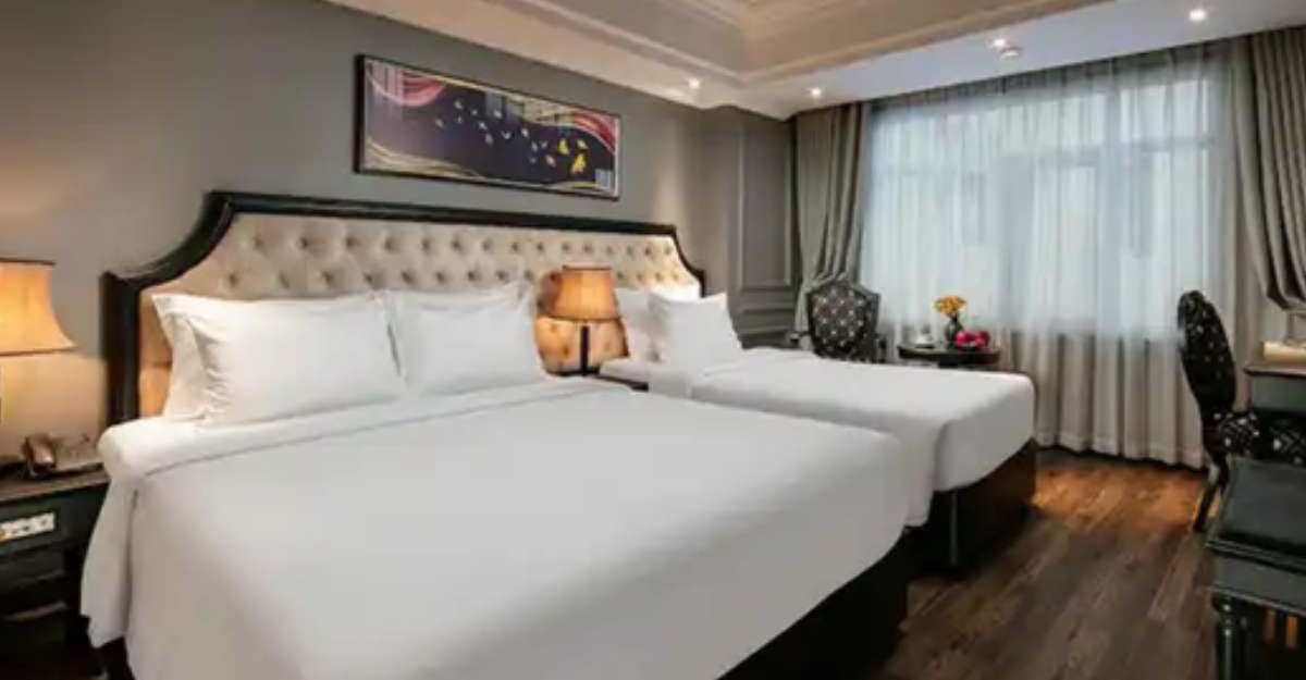 Ảnh hạng phòng Executive Triple tại Scent Premium Hotel