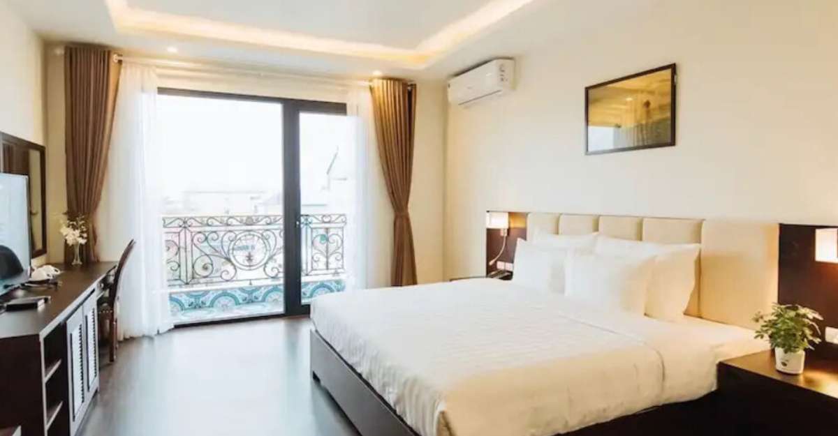 Premium Suite Balcony tại Paragon Noi Bai Hotel and Pool
