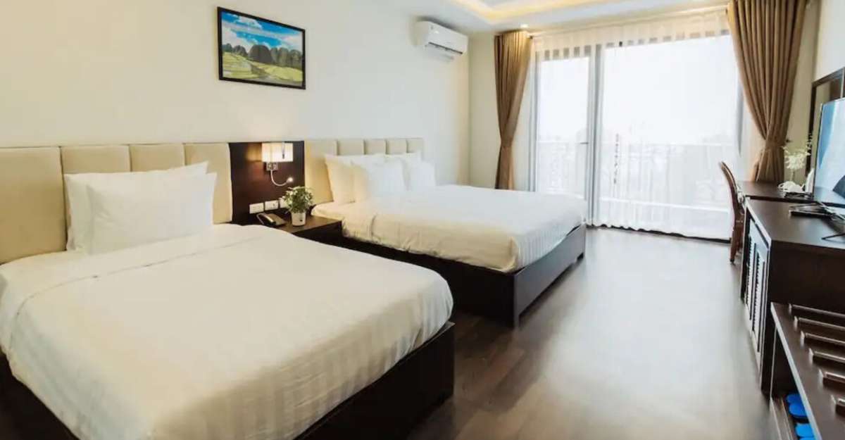 Family Suite Balcony Paragon Noi Bai Hotel and Pool