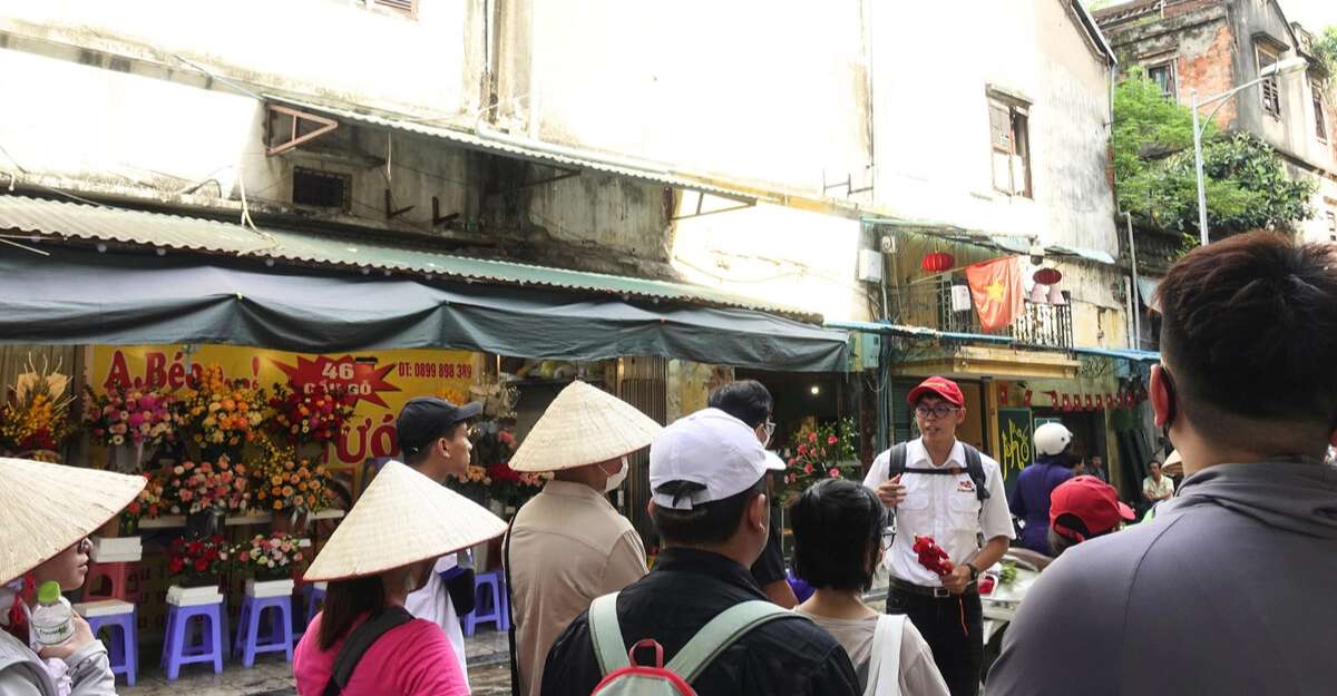 Khám phá các làng nghề truyền thống