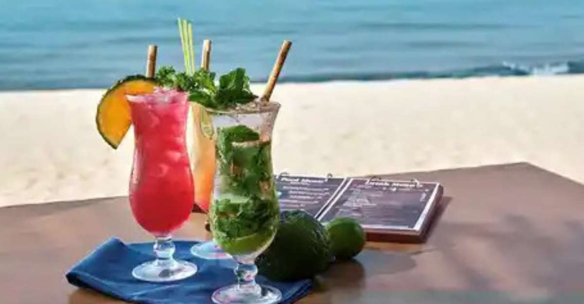 Bar với nhiều thức uống bắt mắt của Premier Village Phú Quốc