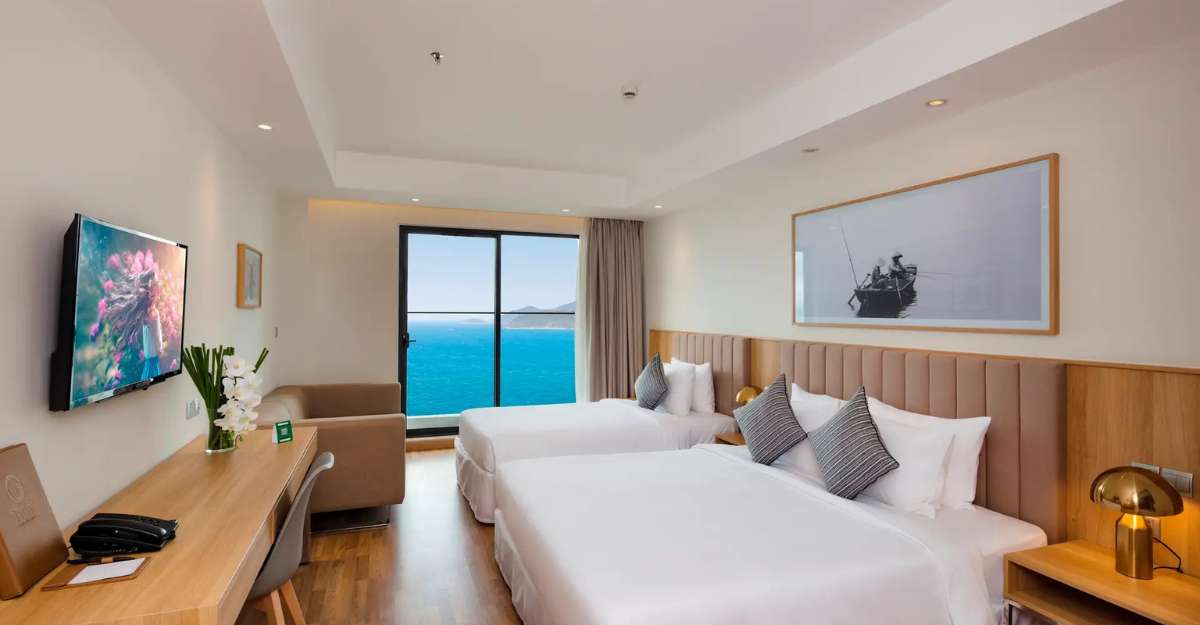 Phòng Family Suite With Balcony Ocean View tại Nagar Hotel Nha Trang