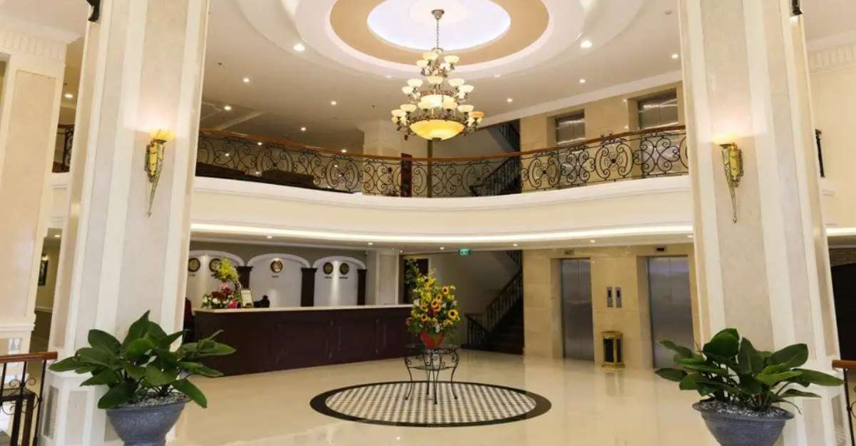 Không gian sảnh chờ của Iris Dalat Hotel