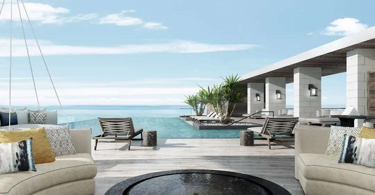 Hồ bơi vô cực tại Hoiana Hotel & Suites