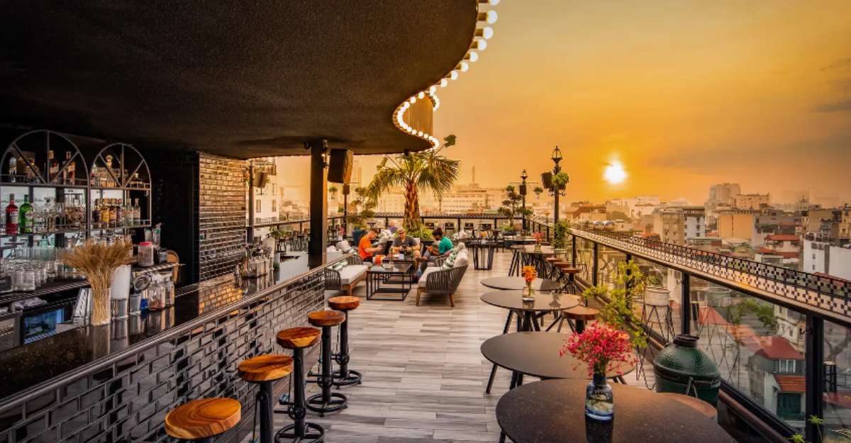 Sol Sky bar tại Solaria Hotel Hanoi