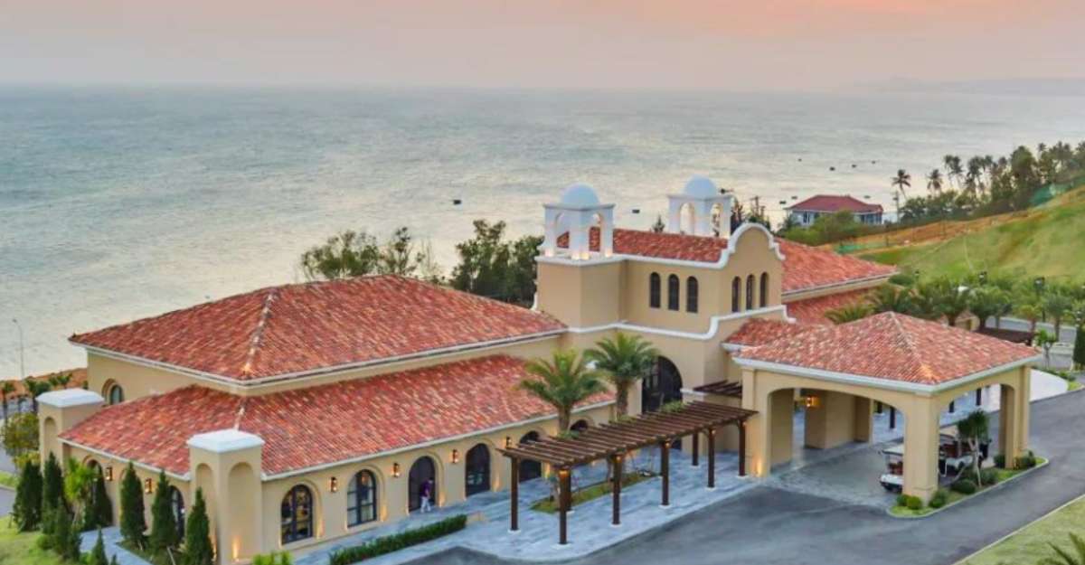 Tầm nhìn hướng biển “cực chill” tại Centara Mirage Resort Mui Ne