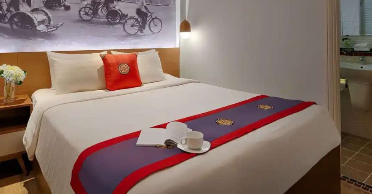 Không gian phòng Standard Double tại Little Saigon Boutique Hotel