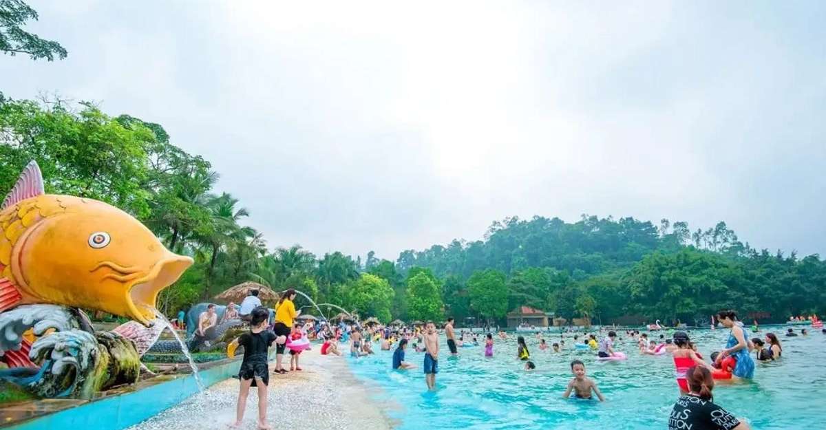 Khu du lịch Suối Tiên