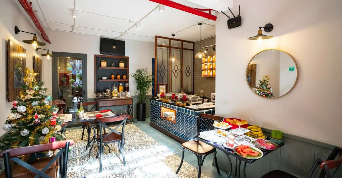 Coffee Shop tại Little Saigon Boutique Hotel